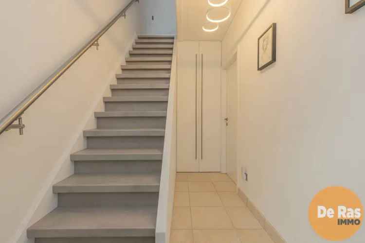 BAMBRUGGE Ruime instapklare woning met tuin