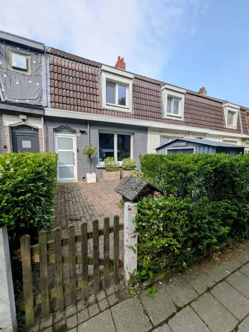 Huis te koop: Instapklare 3 slaapkamer woning
