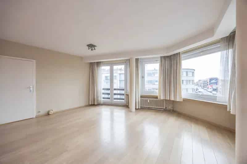 Te Koop: Instapklaar 2 Slaapkamer Appartement