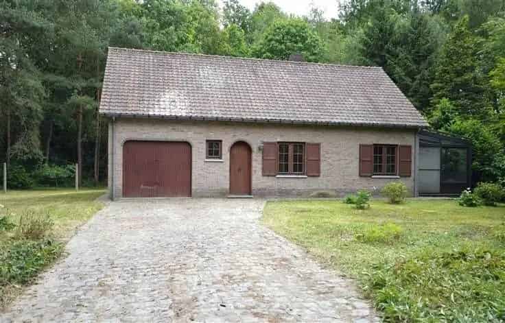 Te renoveren woning op 3293m² in Keerbergen