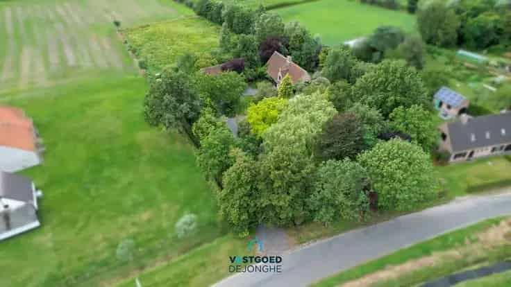 Huis Te Koop Zevergem: Landelijke woning te renoveren