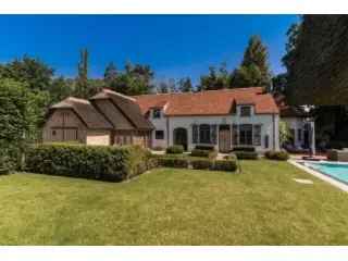 Villa te koop Mechelen - Luxe Landhuis met Zwembad en Poolhouse