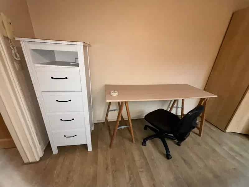 Studentenkamer nabij Station - Onmiddellijk Vrij