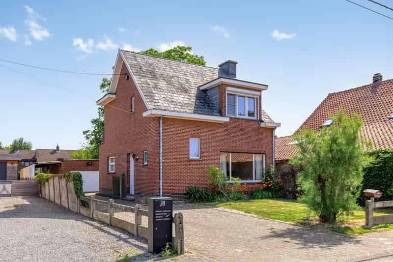 Huis te koop Zemst: 3 slaapkamers, tuin, garage