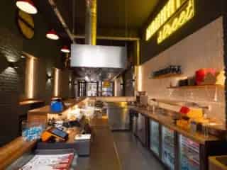 Handelspand te Koop Moeskroen - Restaurant Manhattan'Street