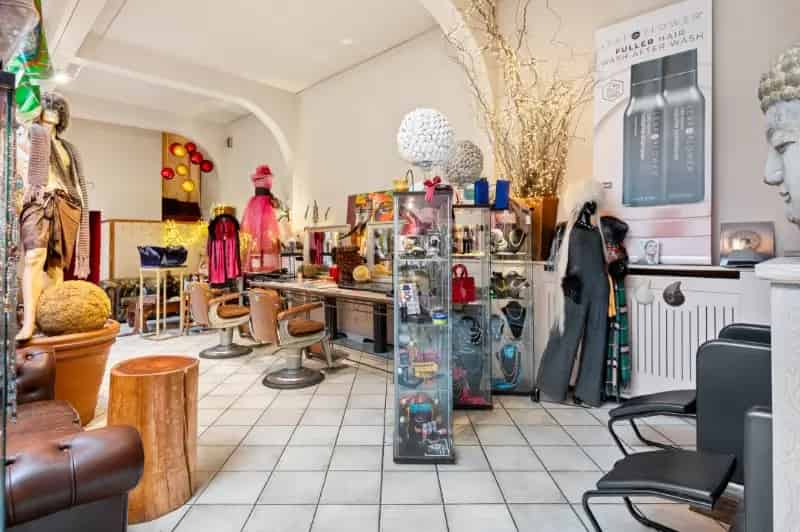 Karaktervolle Herenwoning 495m² Boom Centrum Loftgevoel