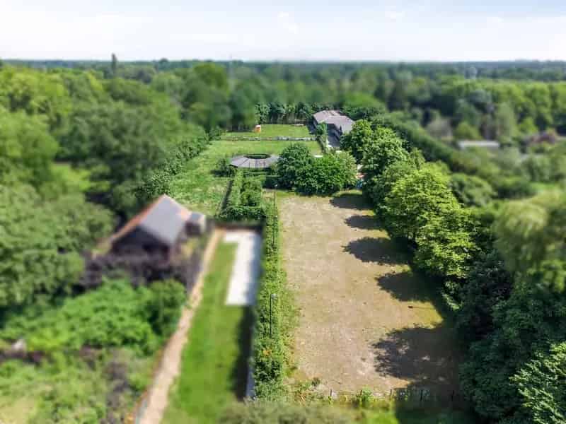 Huis te huur: Hippische accommodatie te renoveren