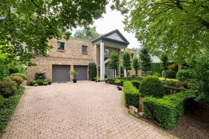 Villa Te Schilde 3 4 slaapkamers Garage Bijgebouw Zonnepanelen
