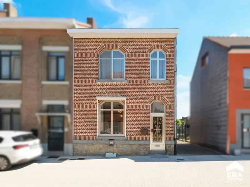 Huis te huur Tongeren: starterswoning met garage en tuin