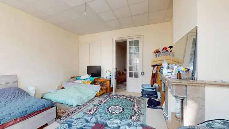 Appartement te Schaerbeek 72m2 1 slaapkamer Nabij winkels en openbaar vervoer