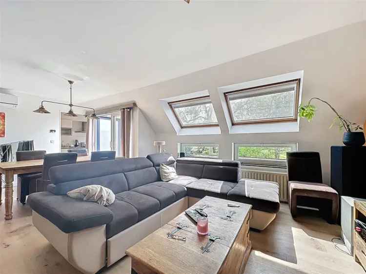 Dakappartement Oudegem 2 slaapkamers Garage Airco EPC B