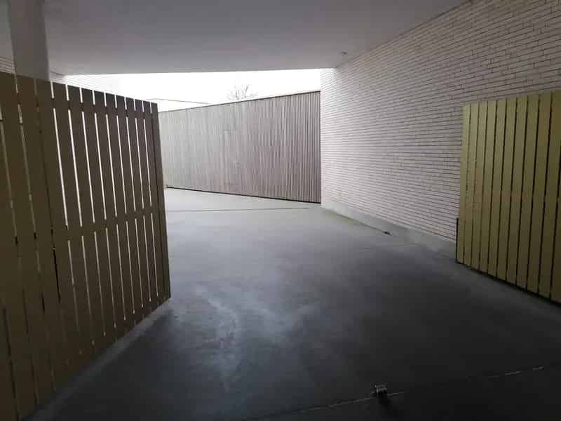 Garage te Koop Knokke Centrum - Overdekte Parkeerplaats