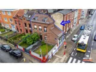 Huis te koop Luik 3 slaapkamers 2 badkamers 133m² te renoveren