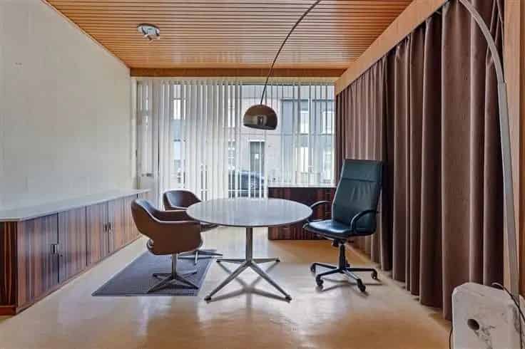 Handelshuis met Appartement te Koop Buizingen