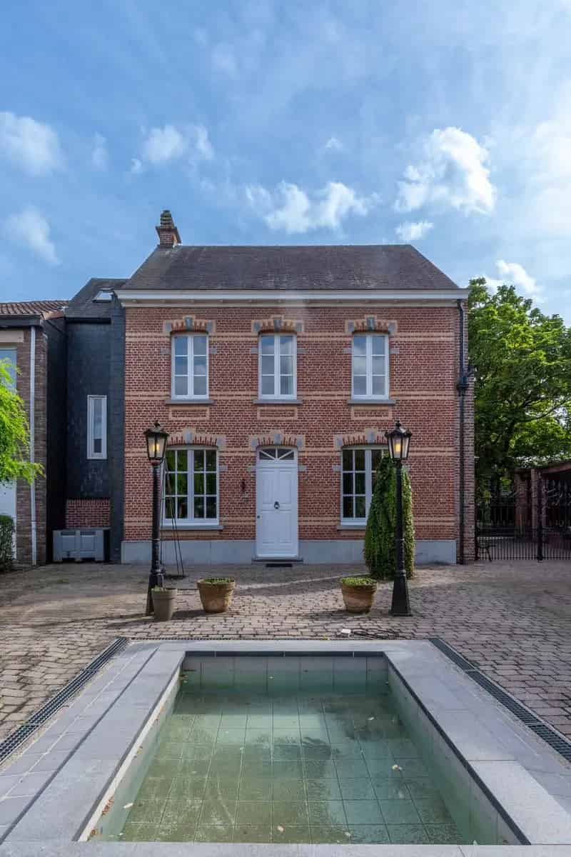 Karaktervolle Burgerwoning met Prachtige Tuin