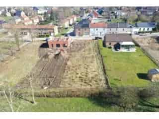 Grond te Koop Les Bons Villers - Huis 4 Gevels Quasi Passief