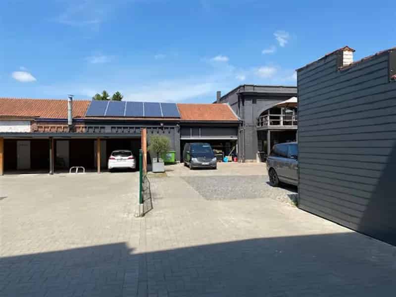Multifunctioneel Pand met Woonst Centrum Aalst