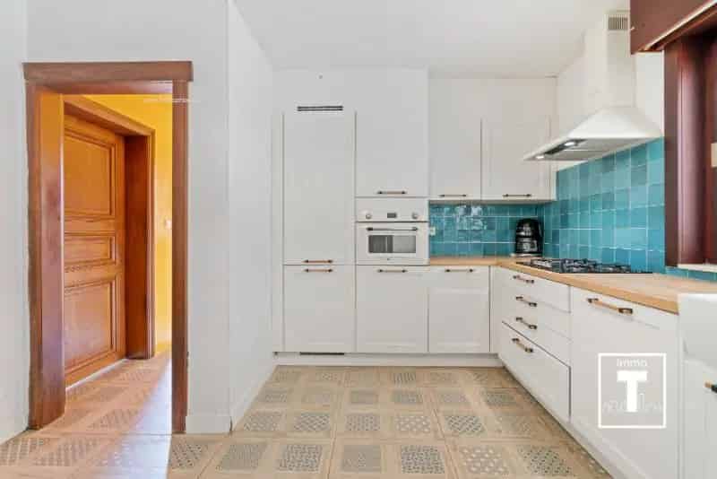 Huis te koop Asper 3 slaapkamers 262m²