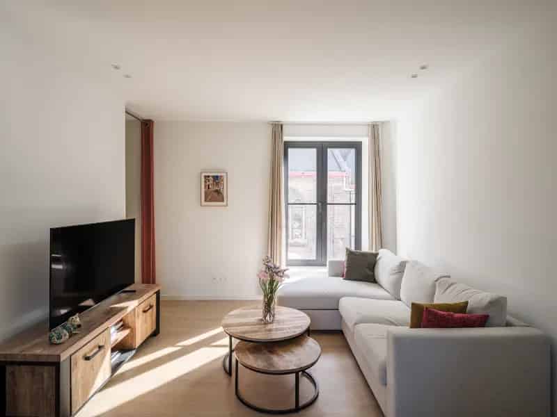 Huis te koop Gent: Instapklare woning met 2 slaapkamers nabij De Visserij