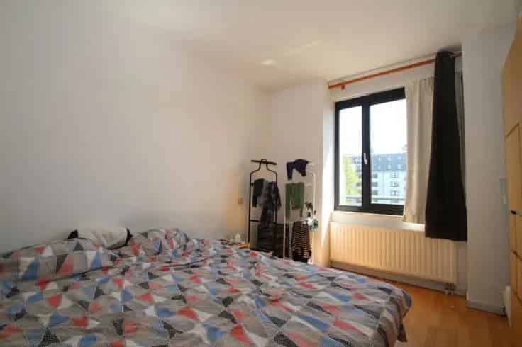 Appartement 80m2 Ixelles Nabij Vijvers