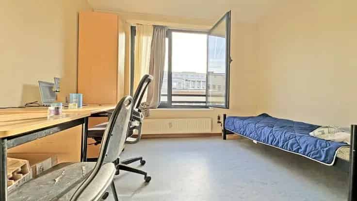 Appartement te Koop Centrum Brussel 22m² Gemeubileerd