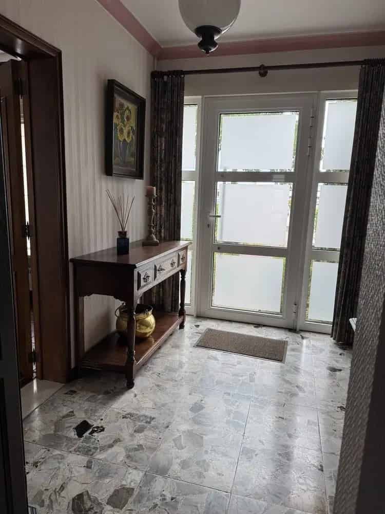 Goed verzorgde halfopen woning met 3 slaapkamers