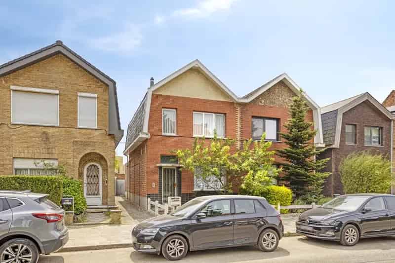Huis te koop Boechout: 2 slaapkamers, Zuidtuin, Werkplaats