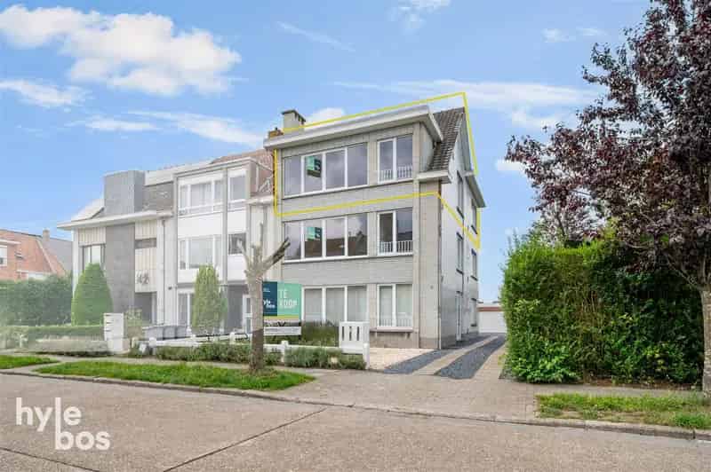 Gerenoveerd Appartement met Garage te Koop