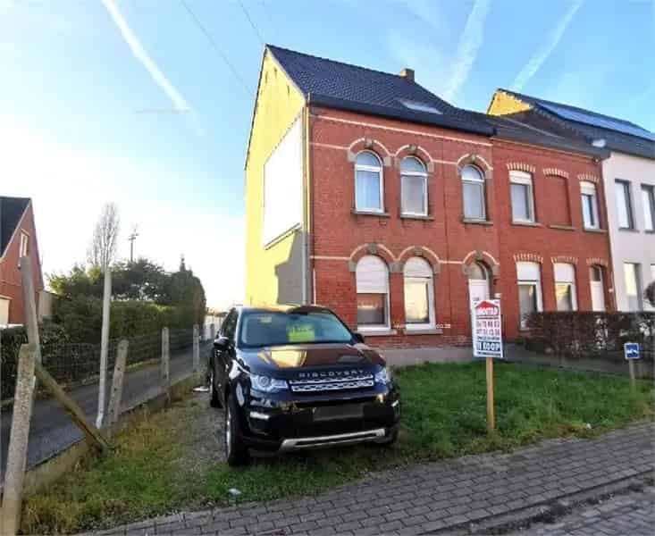 Te Koop Ronse: Gezellige Hoekwoning met 3 slaapkamers