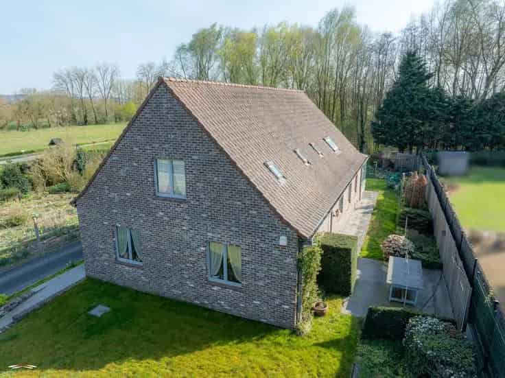 Villa te koop Ronse: Charmante Landelijke Villa met 4 slaapkamers