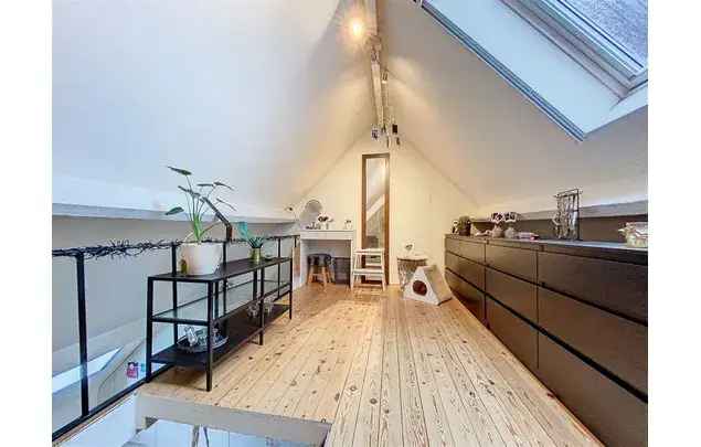 Huur 1 slaapkamer appartement van 72 m² in Antwerp