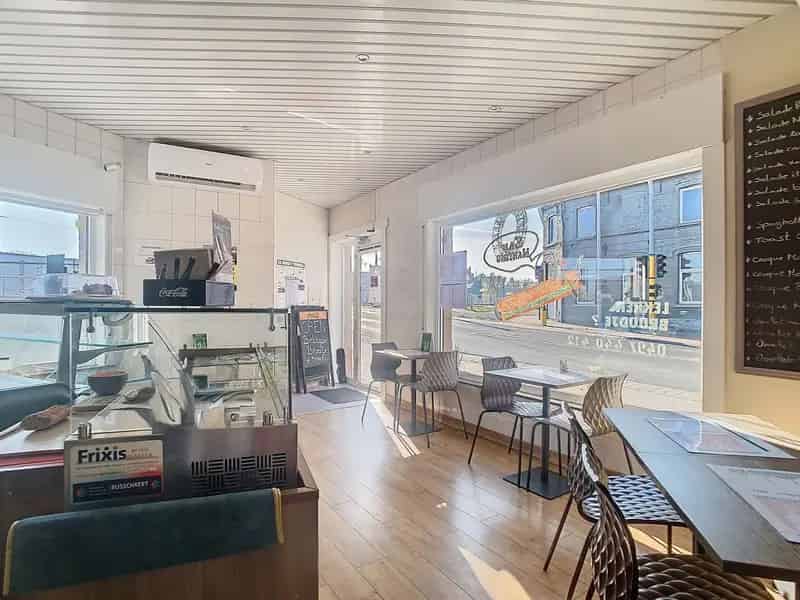 Centraal Gelegen Polyvalente Woning