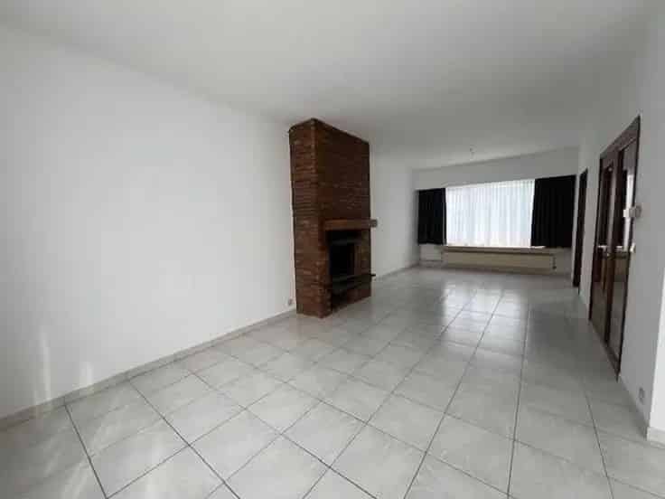 Huis Te Koop Aartselaar 4 Slaapkamers Garage Zonnige Tuin
