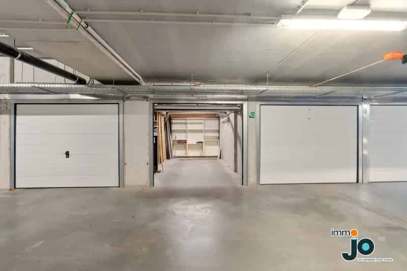 Garagebox te Huur Oostende Nabij Strand en Centrum