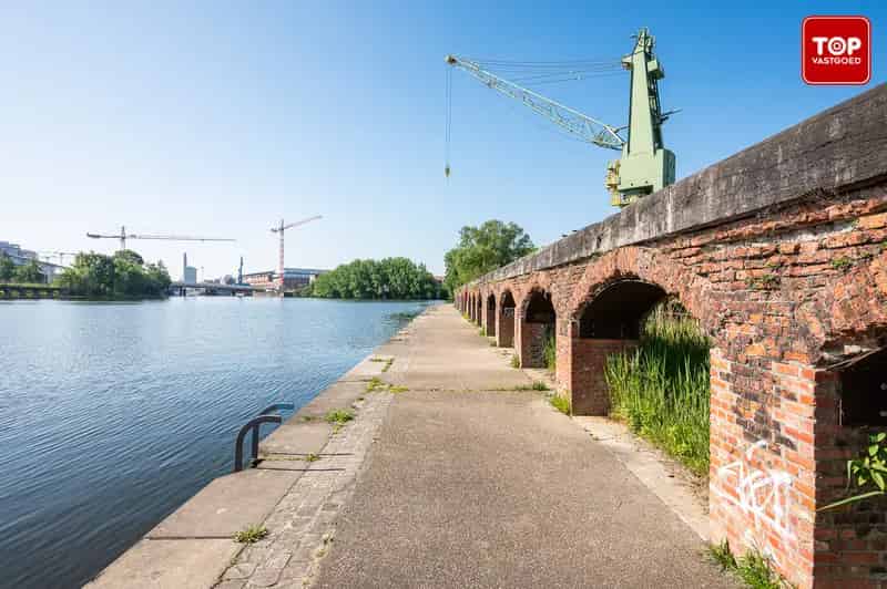 Groot appartement te huur nabij Dok Noord 165m² 3 slaapkamers
