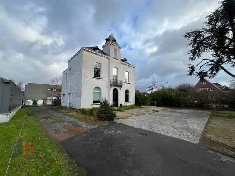 Handelspand te huur Melle Nabij R4 en E17