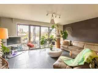 Huis te Koop Boechout - Instapklare woning met 2 garages en tuin