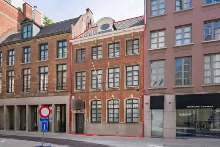 Huis Te Koop Antwerpen:  409m² Stadshuis met Tuin en Parking