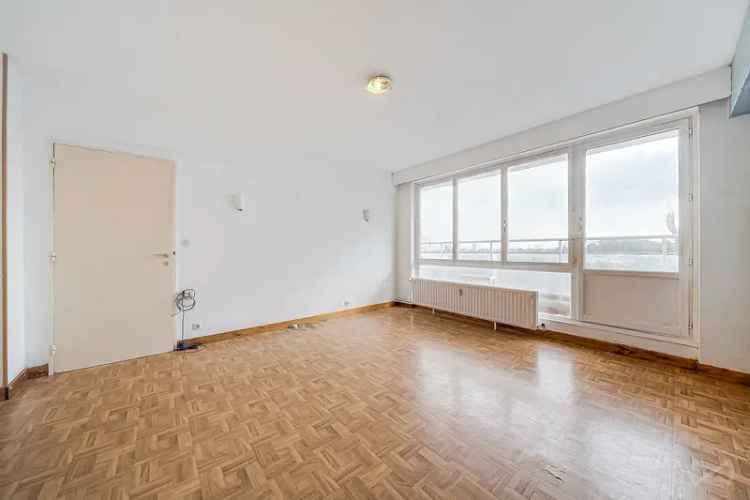 Appartement te Huur 53m² te Renoveren Nabij Openbaar Vervoer