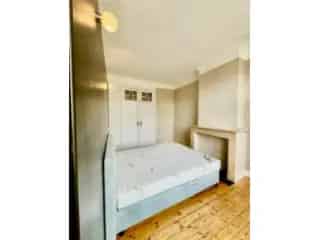 Appartement in medehuur Ukkel - 11 kamers - gerenoveerd