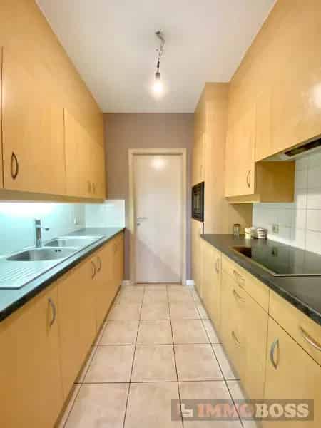 Appartement te koop 2 slaapkamers terras garage St Pietersstation