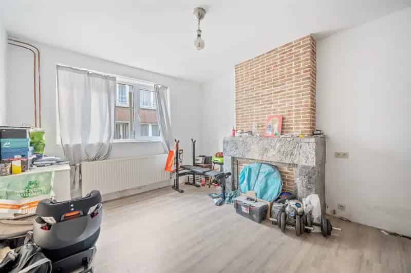 Centraal Gelegen Gezinswoning 6 Slaapkamers