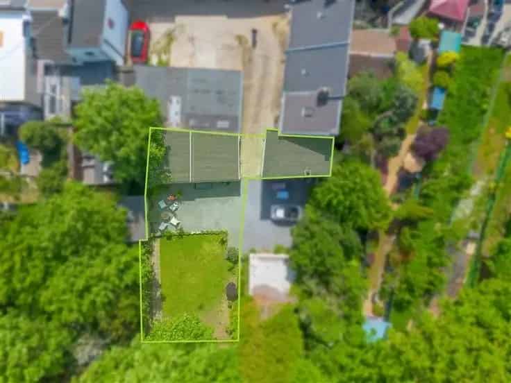 Te Koop: 2 Slaapkamer Huis met Tuin en Garage