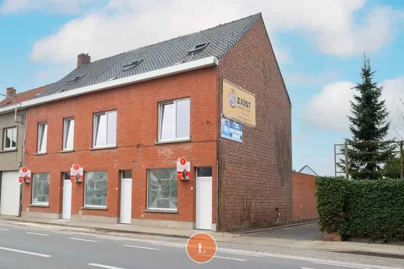 Gerenoveerde gezinswoning 3 slaapkamers tuin Menen