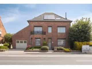 Huis te koop Diksmuide - Ruime villa met 3 slaapkamers en 3 garages