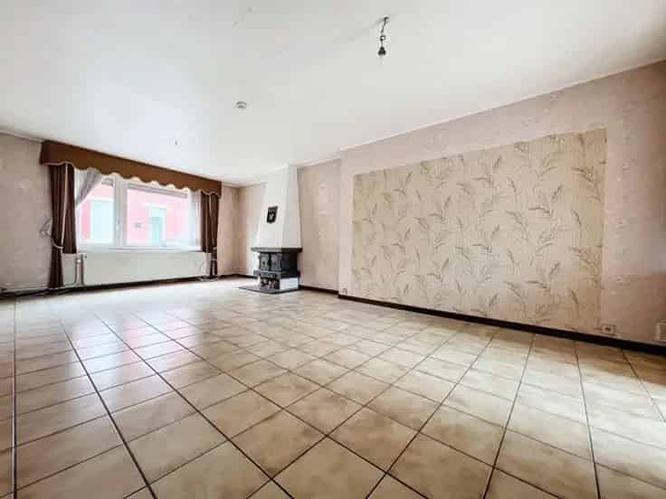 Huis Te Koop Heure-le-Romain 3 Gevels 263m² 3 slaapkamers