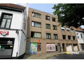 Handelspand te Huur Izegem 138m2