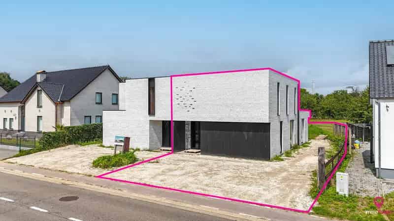 Moderne Nieuwbouwwoning Zolder Grote Tuin Casco Afwerking