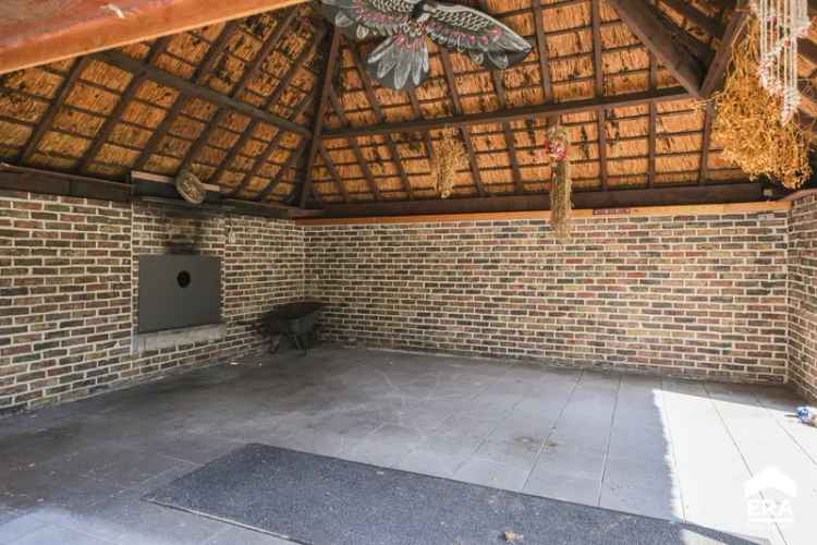 Unieke Villa met Bos en Ontwikkelingspotentieel