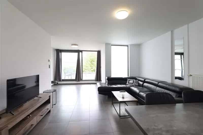 Appartement te koop Diepenbeek: Instapklaar 1 slaapkamer